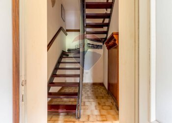 Scale - Rustico Via Favalli
 
44, Fossò - foto 11