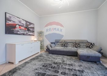 Soggiorno - Semi-detached house via Trento
 
10, Treviolo - photo 5