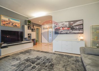 Soggiorno - Semi-detached house via Trento
 
10, Treviolo - photo 8