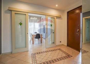 Hall / corridoio - Semi-detached house via Trento
 
10, Treviolo - photo 11