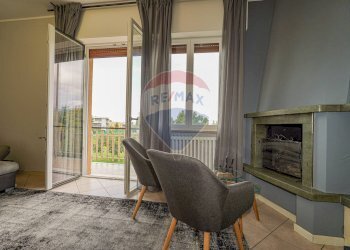 Soggiorno - Semi-detached house via Trento
 
10, Treviolo - photo 16