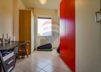 Camera / camera da letto - Semi-detached house via Trento
 
10, Treviolo - photo 38