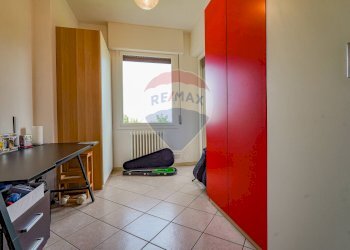 Camera / camera da letto - Semi-detached house via Trento
 
10, Treviolo - photo 39