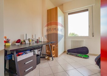 Camera / camera da letto - Semi-detached house via Trento
 
10, Treviolo - photo 40