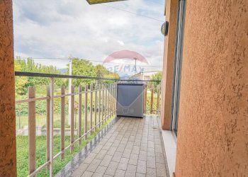 Balcone - Semi-detached house via Trento
 
10, Treviolo - photo 45