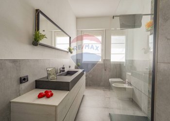 Bagno - Semi-detached house via Trento
 
10, Treviolo - photo 47