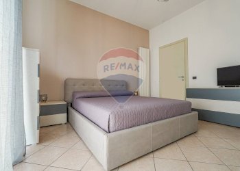 Camera / camera da letto - Semi-detached house via Trento
 
10, Treviolo - photo 54