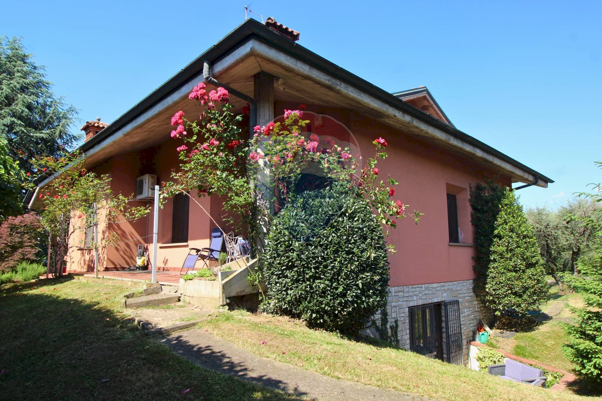Casa all\'aperto - Villa via pontesecco
 
4, Ponteranica - foto 2