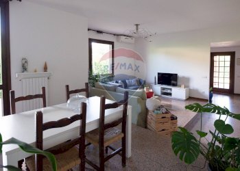 Sala da pranzo - Villa via pontesecco
 
4, Ponteranica - foto 9
