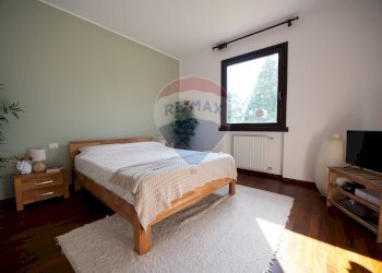 Camera / camera da letto - Villa via pontesecco
 
4, Ponteranica - foto 13