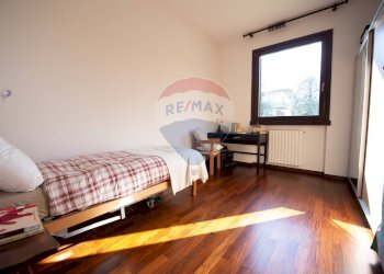 Camera / camera da letto - Villa via pontesecco
 
4, Ponteranica - foto 14