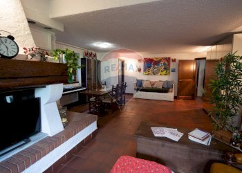 Sala da pranzo - Villa via pontesecco
 
4, Ponteranica - foto 18