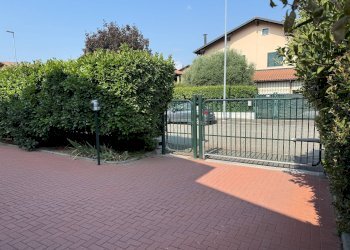 Foto 44 - Villa Via Domenico Vallero
 
8, San Maurizio Canavese - foto 41