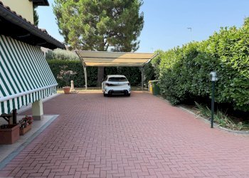 Foto 45 - Villa Via Domenico Vallero
 
8, San Maurizio Canavese - foto 42