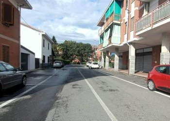 Foto 20 - Negozio Via dei Ciliegi
 
6, Borgaro Torinese - foto 19