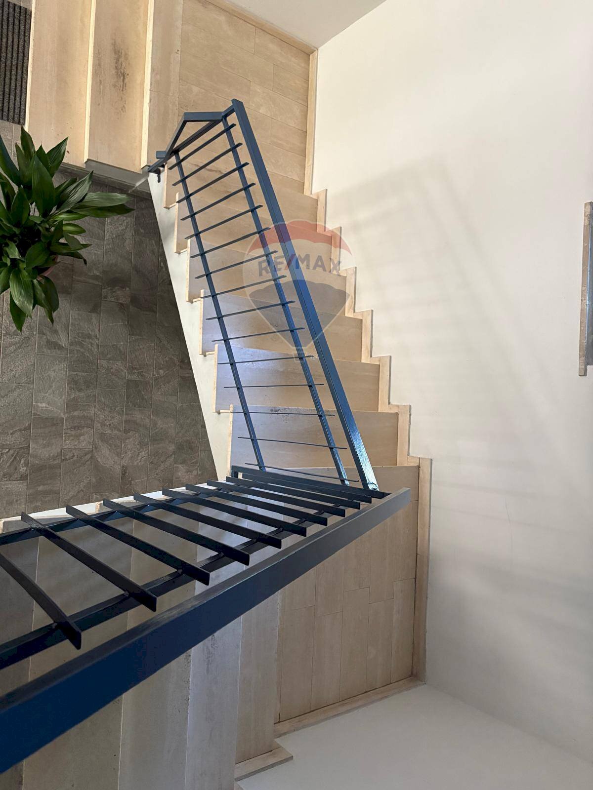 Scale - Appartamento Loc Tombeto Borgo a Mozzano
 
28, Borgo a Mozzano - foto 2