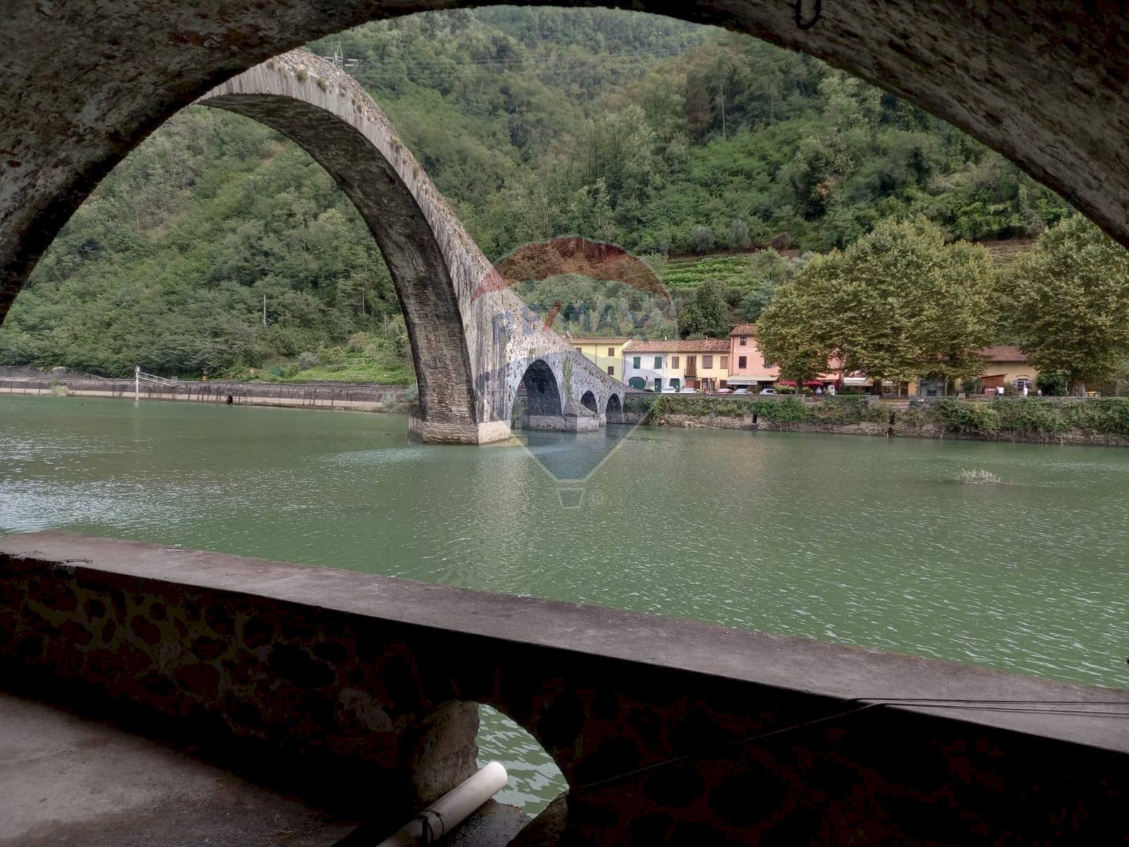Borgo a Mozzano- Ponte del diavolo 1 - Locale Commerciale Borgo a Mozzano - foto 1