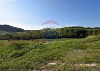 Vista delle montagne - Terreno agricolo strada del cossano
 
6, Sala Baganza - foto 7