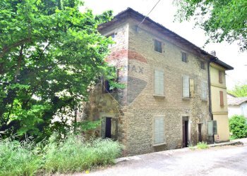 PALAZZINA ESTERNA AFFACCIO STRADA FASETO - Casa semi indipendente Strada Faseto
 
1, Fornovo di Taro - foto 3