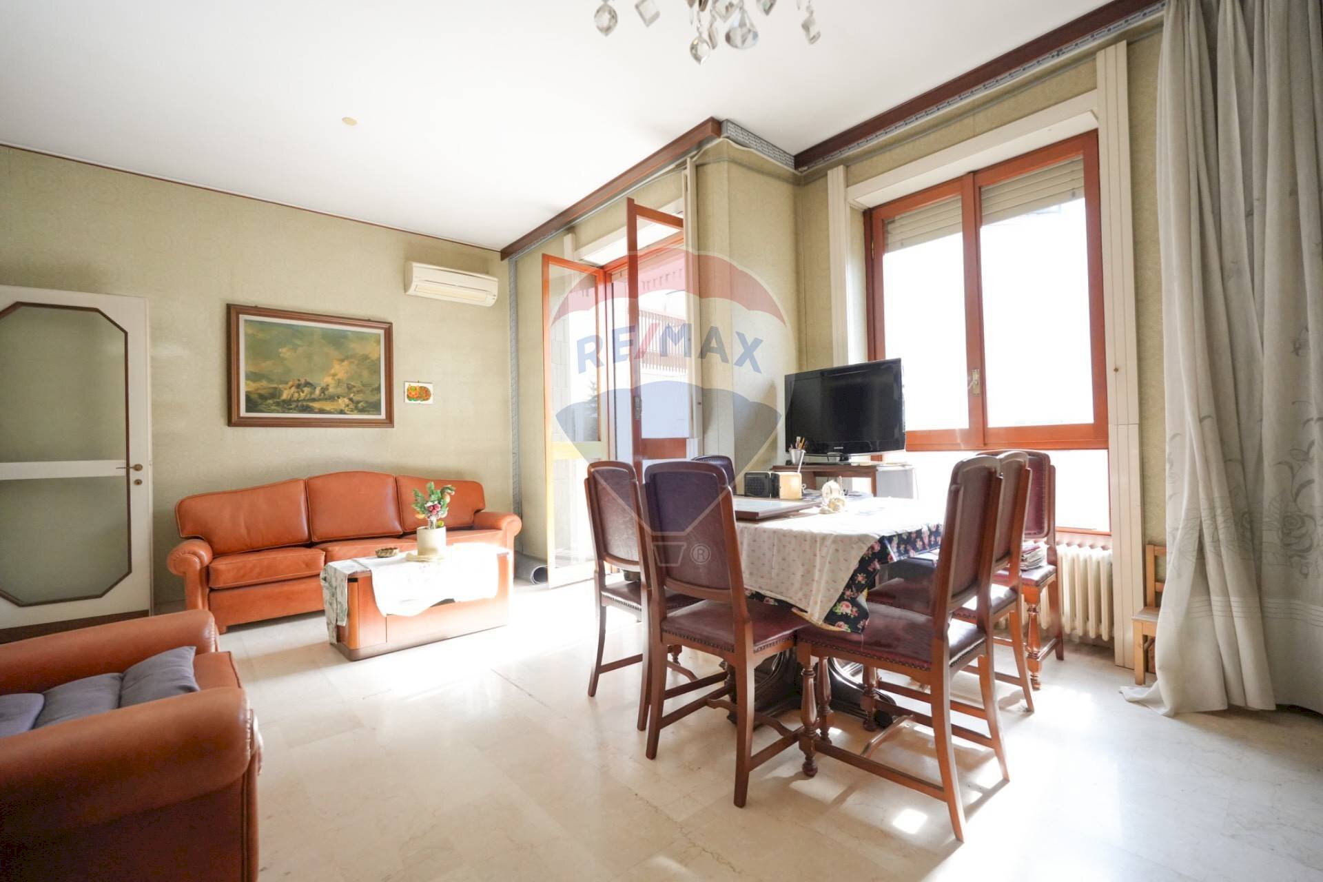 Sala da pranzo - Four-room apartment Via Enrico Toti
 
29, Monza - photo 3