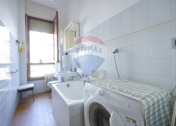 Lavanderia - Quadrilocale Via Enrico Toti
 
29, Monza - foto 20