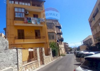 Edificio all\'aperto - Appartamento Via De Spuches
 
5, Bagheria - foto 1