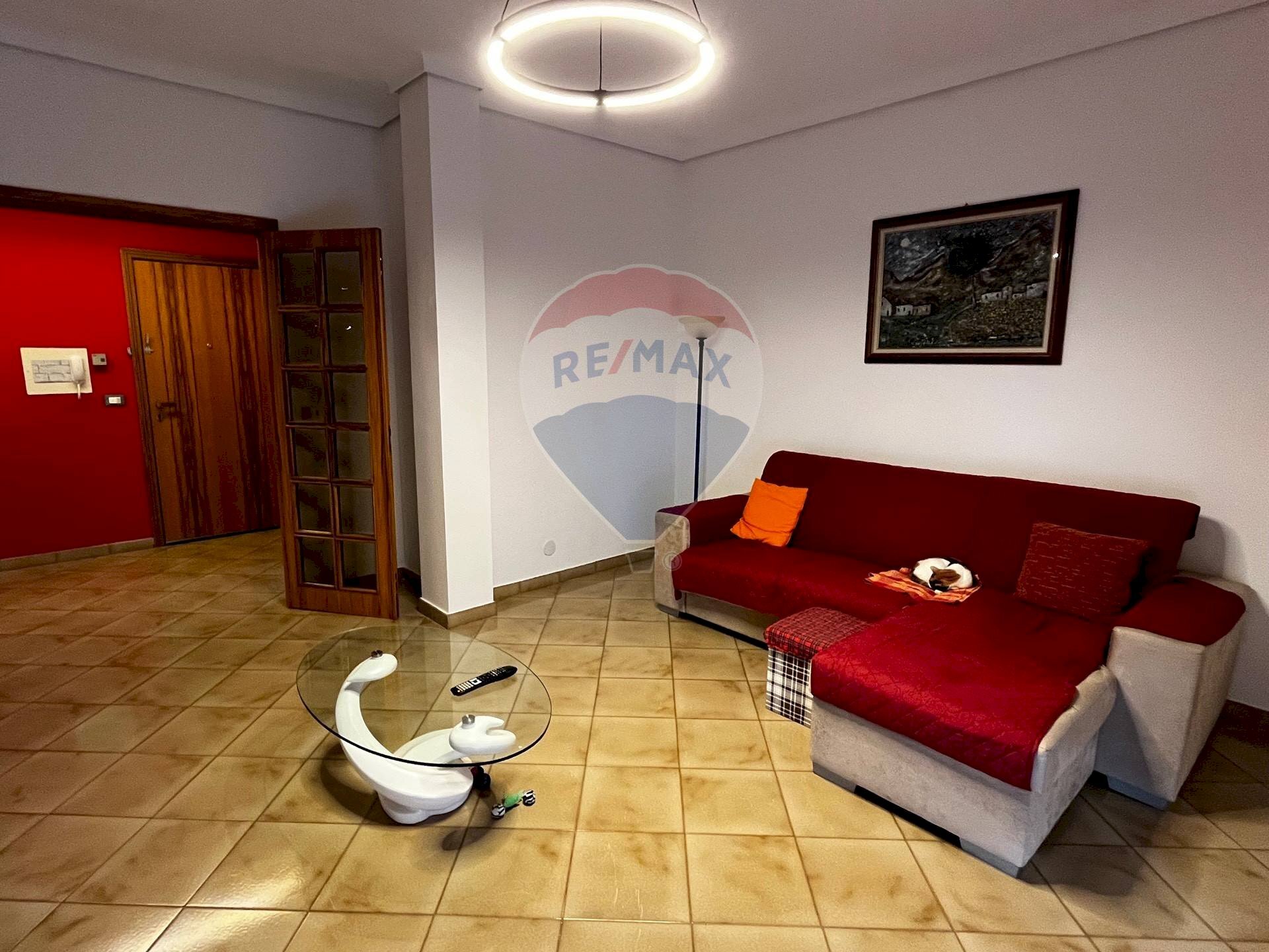 Soggiorno - Appartamento via Giambattista Odierna
 
392, Ragusa - foto 1