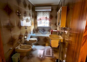 Bagno - Appartamento via Giambattista Odierna
 
392, Ragusa - foto 9