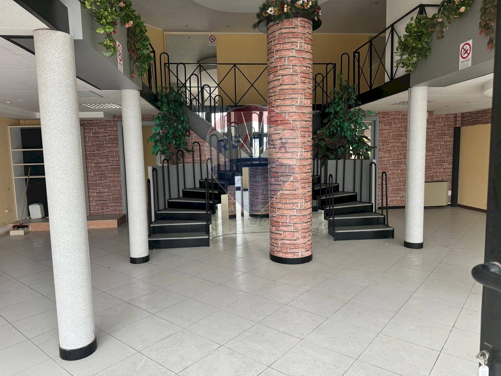 Ricezione / Lobby - Locale Commerciale VIA VERDI, Chieti - foto 2