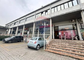 Edificio all\'aperto - Locale Commerciale VIA VERDI, Chieti - foto 8