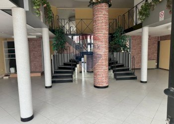 Ricezione / Lobby - Locale Commerciale VIA VERDI, Chieti - foto 2