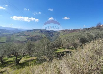 Vista delle montagne - Terreno agricolo Strada Vicinale Santo Stefano, Ripa Teatina - foto 7