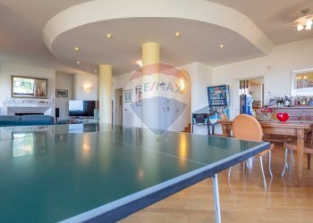 Piscina - Casa semi indipendente Via Colle Della Vecchia
 
5, Montesilvano - foto 6