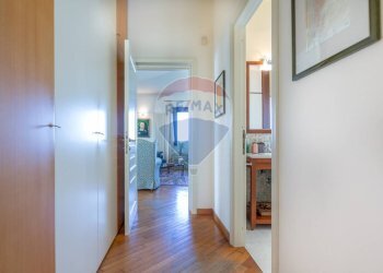 Hall / corridoio - Casa semi indipendente Via Colle Della Vecchia
 
5, Montesilvano - foto 20