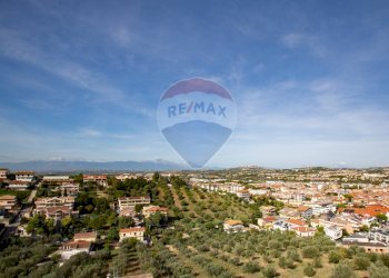 Edificio all\'aperto - Casa semi indipendente Via Colle Della Vecchia
 
5, Montesilvano - foto 45