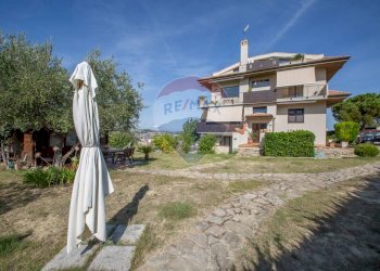 Casa all\'aperto - Casa semi indipendente Via Colle Della Vecchia
 
5, Montesilvano - foto 55