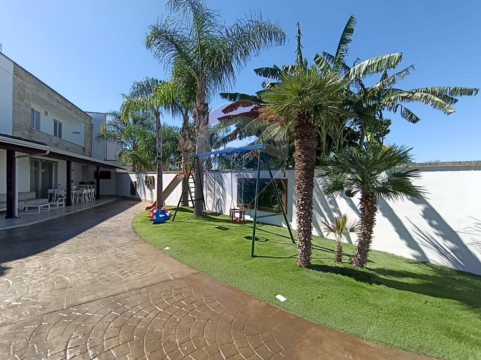 Giardino - Villa Via Paolo Ancora
 
36, San Pietro Vernotico - foto 2