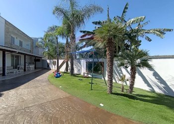 Giardino - Villa Via Paolo Ancora
 
36, San Pietro Vernotico - foto 2