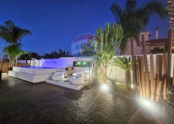 Piscina - Villa Via Paolo Ancora
 
36, San Pietro Vernotico - foto 62