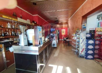 Cucina - Attività Commerciale Cercemaggiore - foto 1