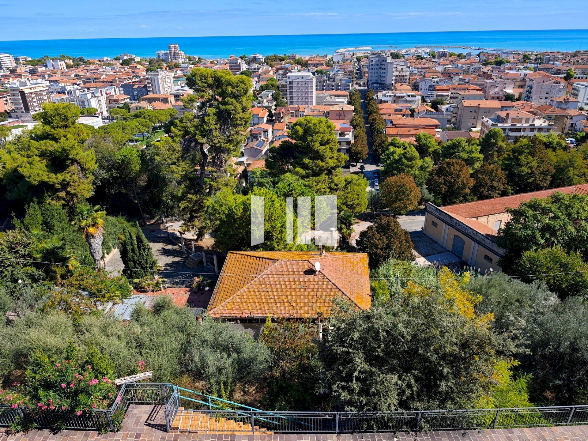 Foto 2 - Villa Via Ventiquattro Maggio
 
52, Giulianova - photo 2