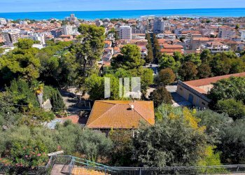 Foto 2 - Villa Via Ventiquattro Maggio
 
52, Giulianova - photo 2