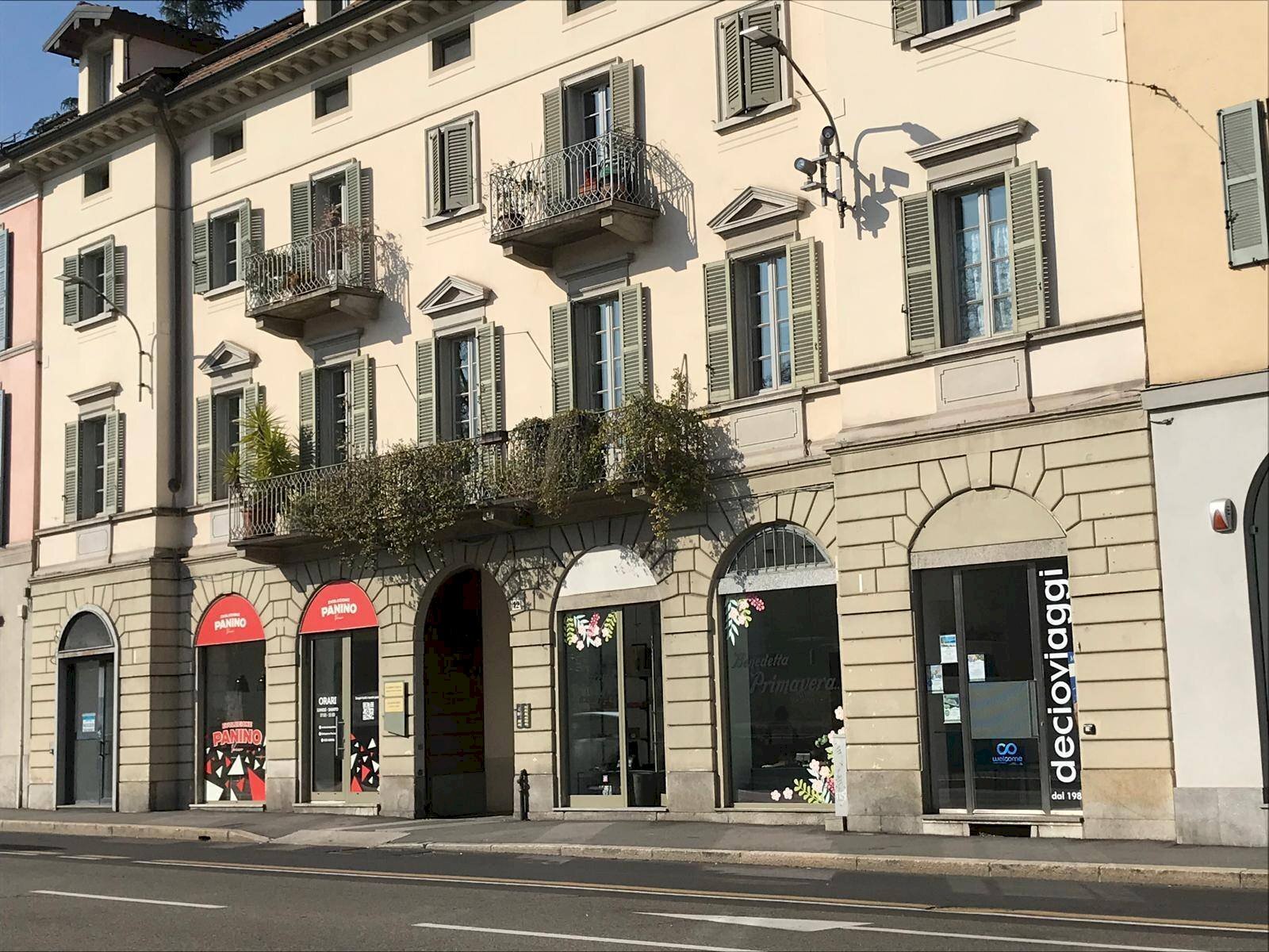 Foto 3 - Locale Commerciale Via Sacco
 
12, Varese - foto 3