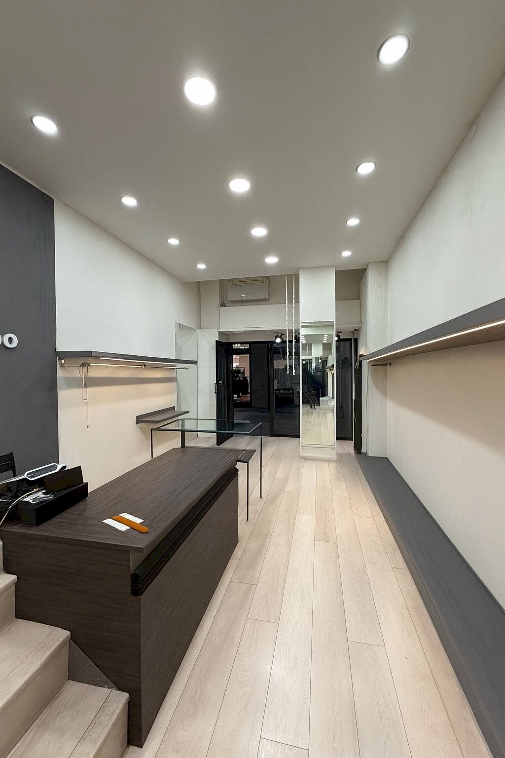 Foto 2 - Locale Commerciale Via Vittorio veneto
 
9, Varese - foto 2