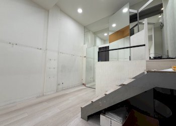 Foto 12 - Locale Commerciale Via Vittorio veneto
 
9, Varese - foto 12