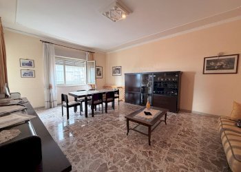 Foto 3 - Four-room apartment Via Sebastiano Olivieri, Siracusa - photo 3
