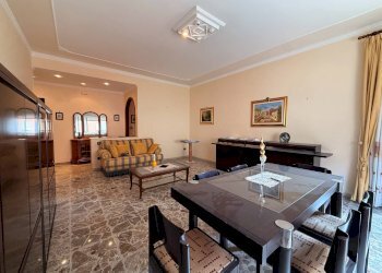 Foto 1 - Four-room apartment Via Sebastiano Olivieri, Siracusa - photo 1