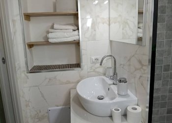 Bagno - Casa indipendente via dell'Indipendenza, Gaeta - foto 5