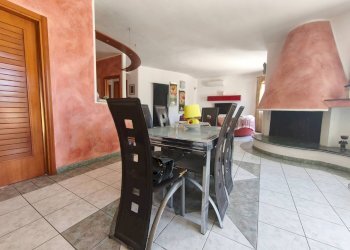 Foto 15 - Villa Via Pio La Torre
 
13, Taviano - foto 15