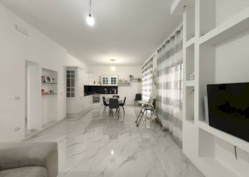 Foto 8 - Appartamento Via Nievo
 
29, Gallipoli - foto 8